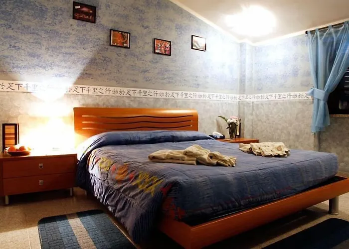 Food & Drink Hotel *